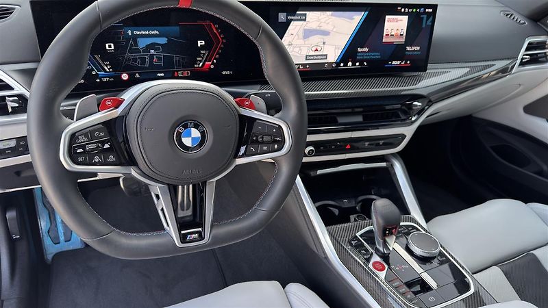 BMW M4 Competition M xDrive - fotka 6 z 14