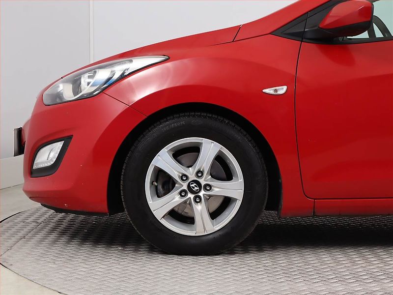 Hyundai i30 (2013) 1.4 CVVT, ČR,1.maj, Serv.kniha - fotka 12 z 15