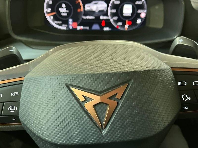 Cupra Formentor (2024) 1.5 TSI DSG - fotka 16 z 20