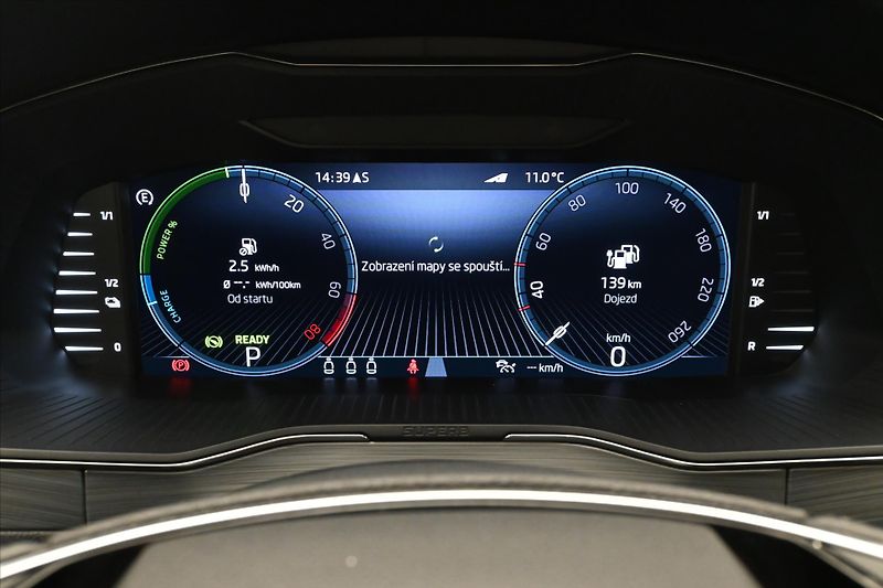 Škoda Superb 1,4 TSI iV 160KW DSG Ambition - fotka 16 z 31