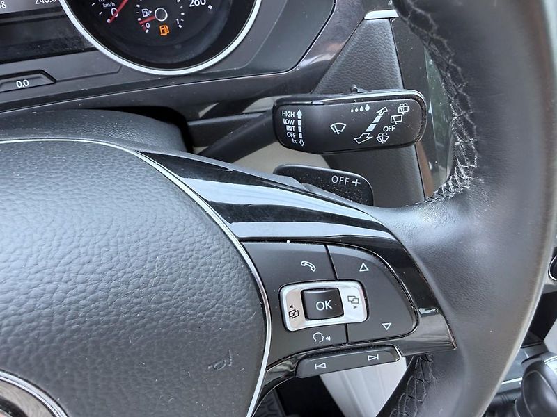 Volkswagen Tiguan 2.0 TSI 4x4 132 kW DSG - fotka 24 z 25