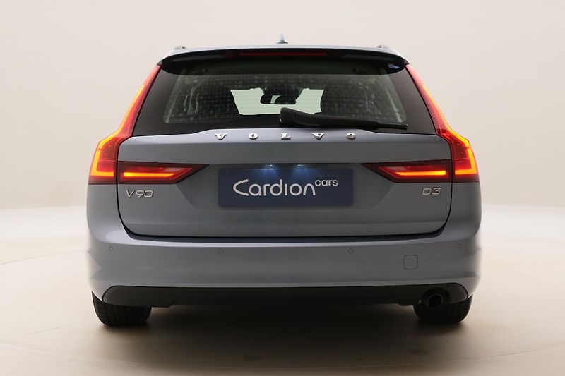 Volvo V90 D3 KINETIC REZERVACE - fotka 11 z 38