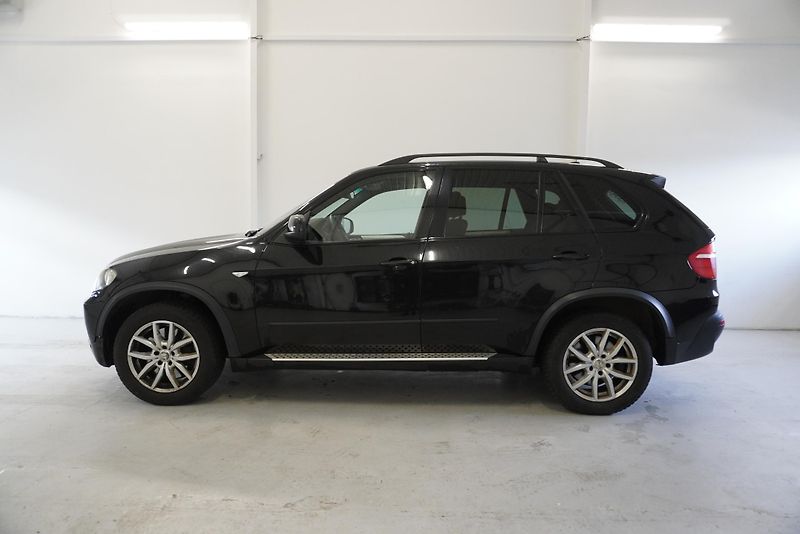 BMW X5 3,0 XDRIVE35D AUT. - fotka 8 z 34