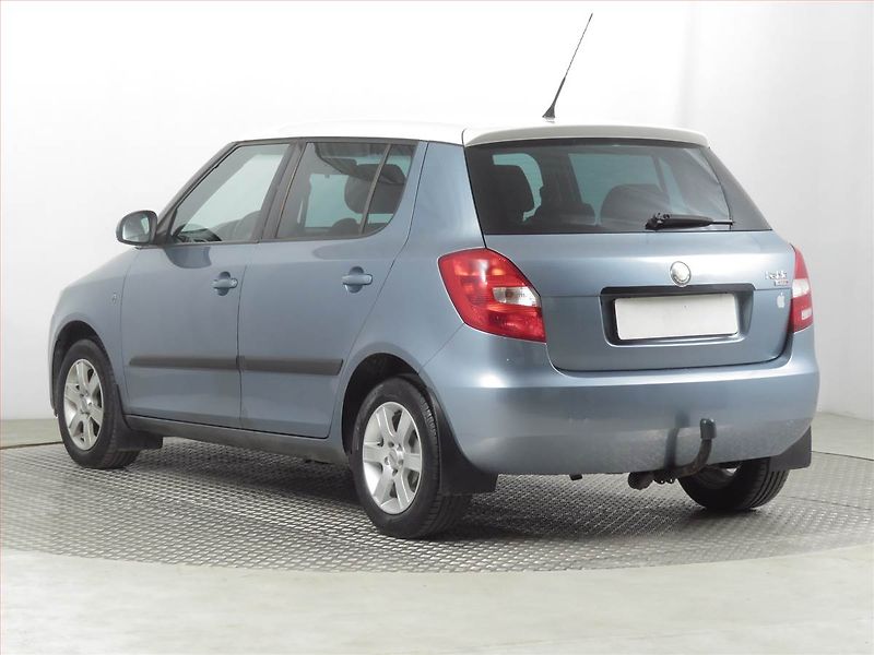 Škoda Fabia (2008) 1.2 12V, Serv.kniha, po STK - fotka 4 z 16