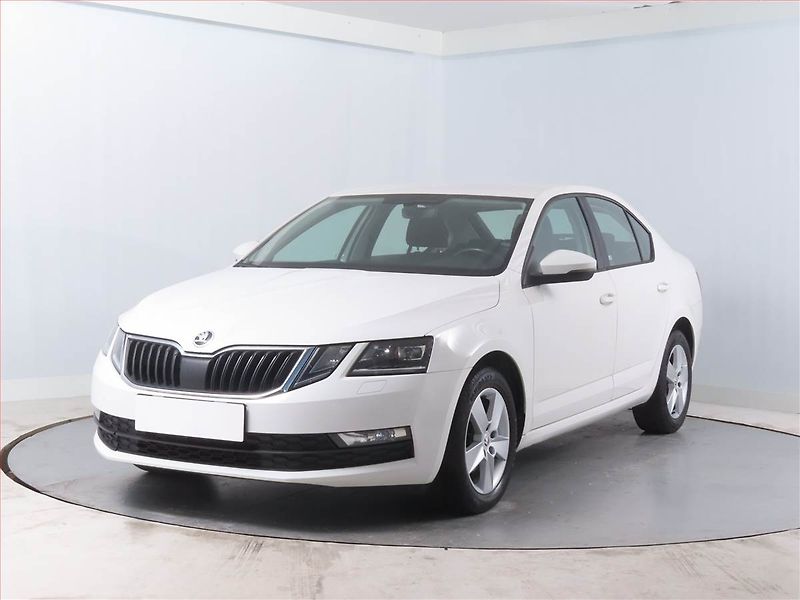 Škoda Octavia (2018) Ambition Plus 1.6 TDI - fotka 2 z 13