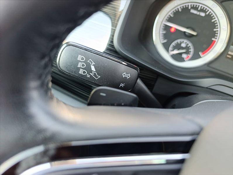 Škoda Kodiaq 2,0 TDi DSG 4x4 7Míst 1maj.ČR - fotka 33 z 43