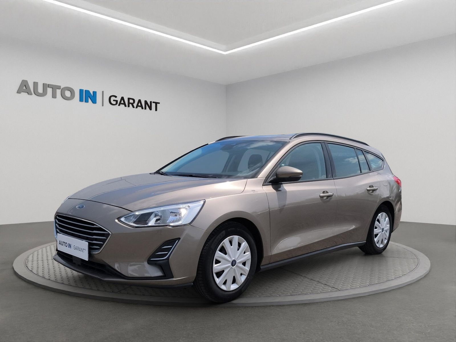 Ford Focus TREND 1.0 74kW, ČR, 1. Maj., T