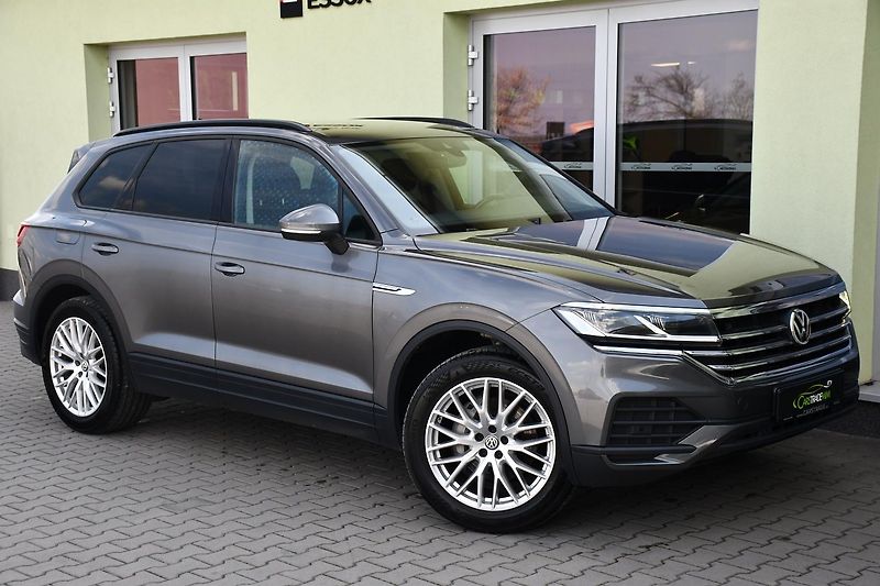 Volkswagen Touareg 3.0TDi 4MOTION REZERVACE - fotka 2 z 35