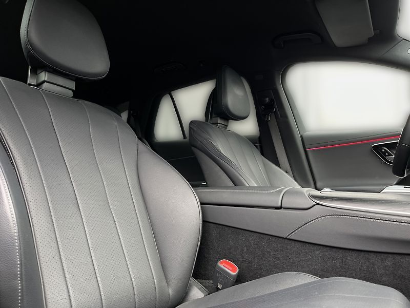 Mercedes-Benz Třídy E Třída E 220 d 4MATIC All-Terra - fotka 16 z 18