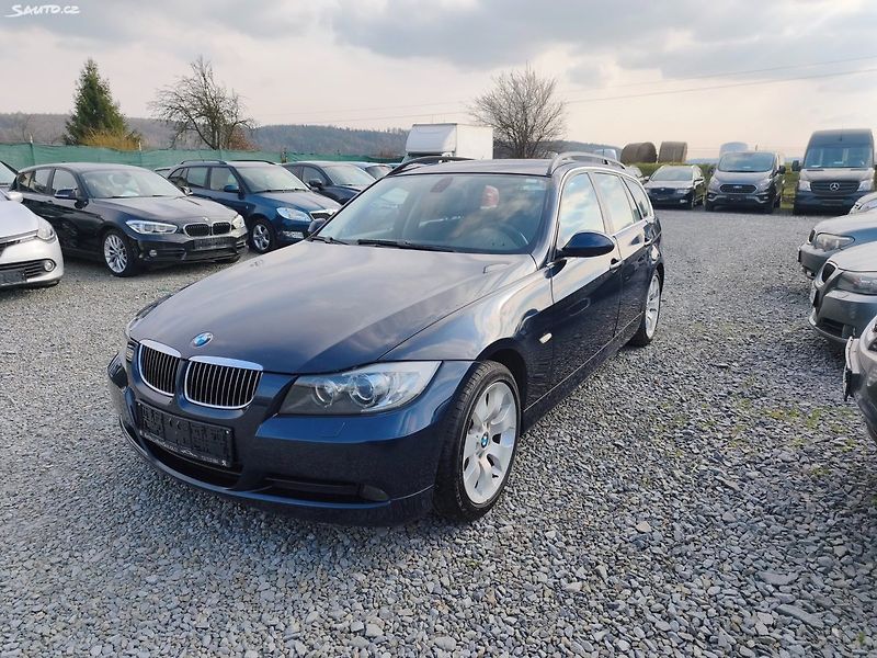 BMW Řada 3 (2008) - fotka 5 z 46