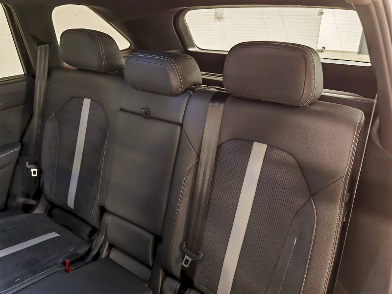Škoda Kodiaq (2025) iV 1.5 TSI 150 kW DSG Sportlin - fotka 26 z 33