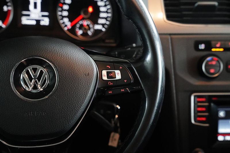 Volkswagen Caddy - fotka 16 z 24