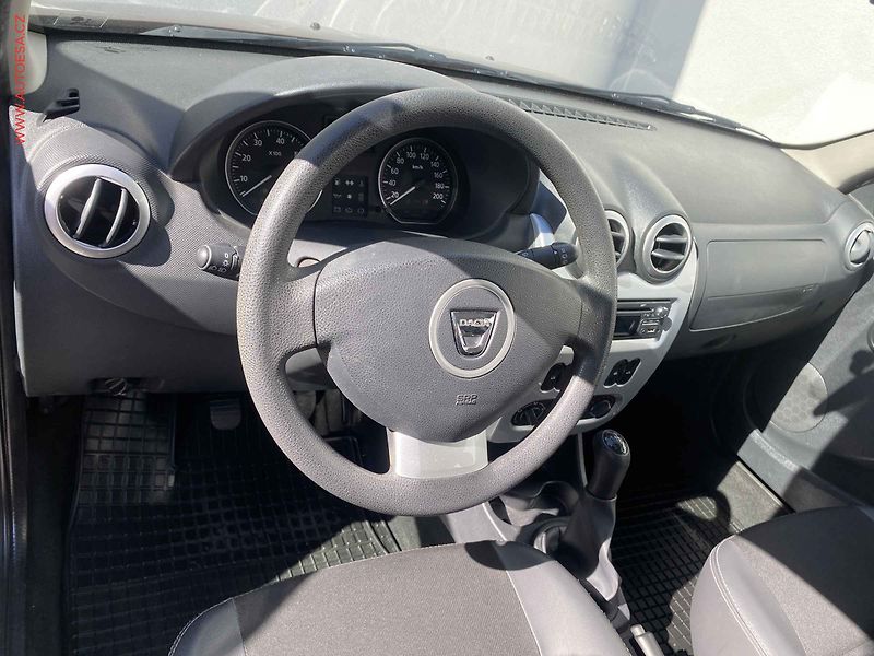 Dacia Sandero (2012) 1.6i, 2.maj, AC - fotka 11 z 15