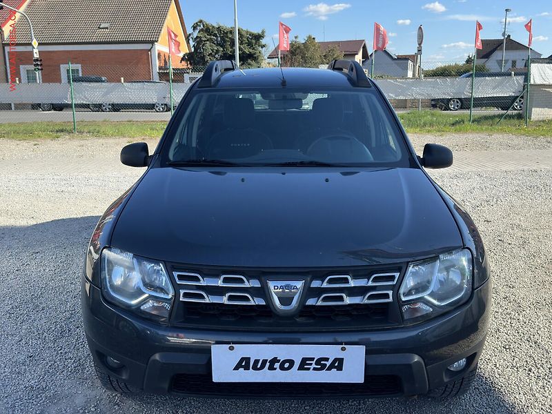 Dacia Duster (2014) 1.2TCe, AC, tažné - fotka 2 z 16