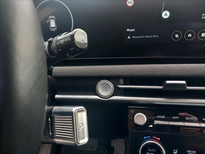 Hyundai Tucson 1,6 T-GDI PHEV AT 4WD PREMIUM - fotka 17 z 25