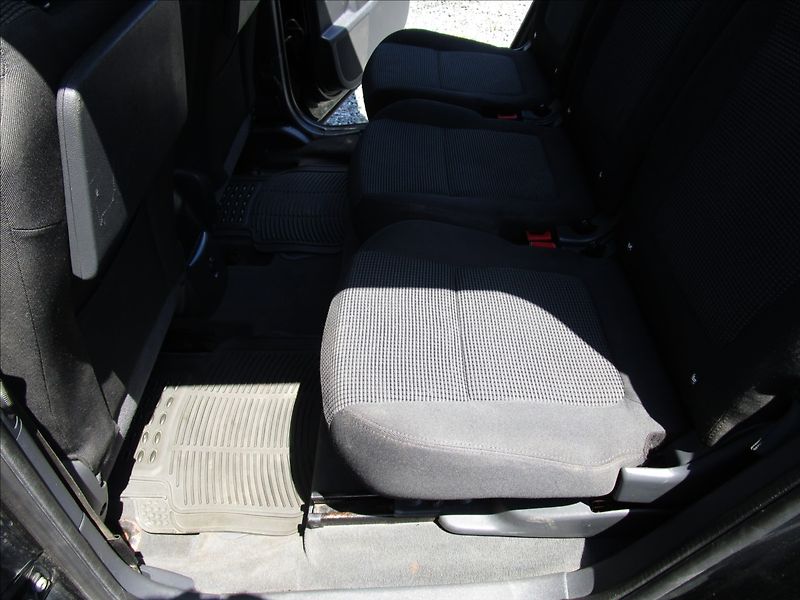 Peugeot 5008 1.6 THP aut. Klima, 7 míst - fotka 29 z 50