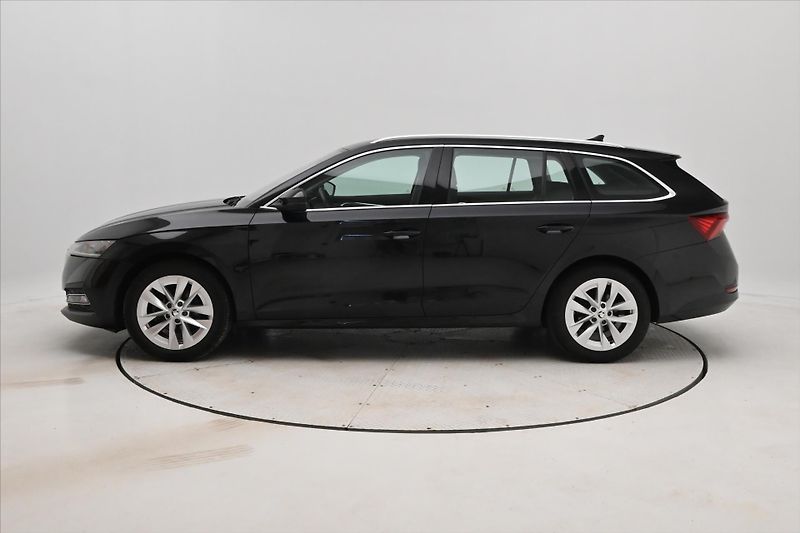 Škoda Octavia 1,5 TSI 110 kW DSG Style Záruk - fotka 8 z 32