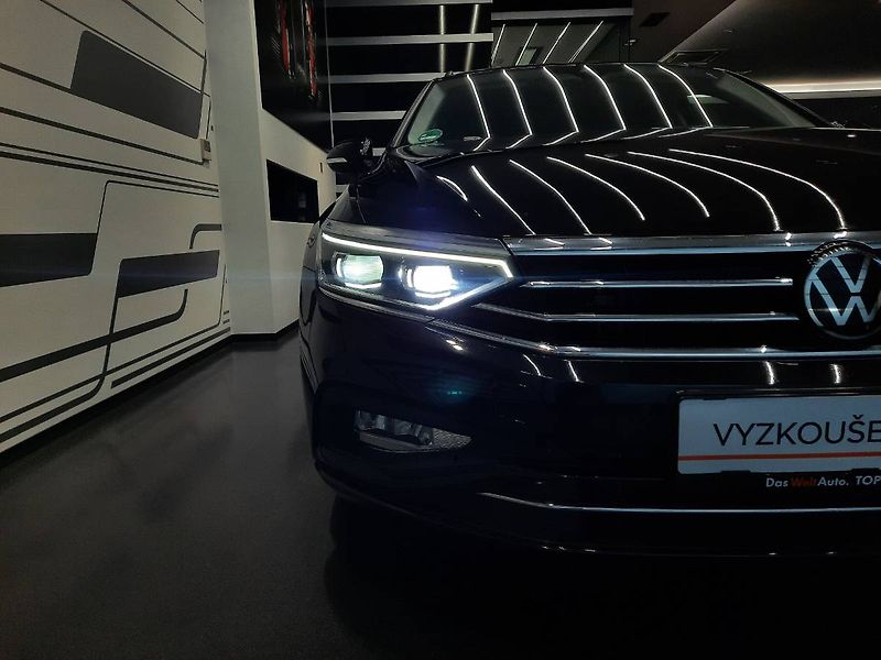 Volkswagen Passat Variant (2023) Business 2.0 TDI (110kW/150k) - fotka 28 z 30