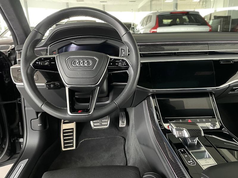 Audi S8 4,0TFSI Quattro*420kW*Webasto - fotka 10 z 42