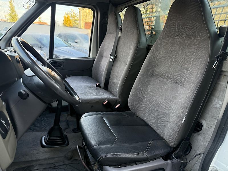 Ford Transit 2.4l 66 kW - fotka 14 z 20