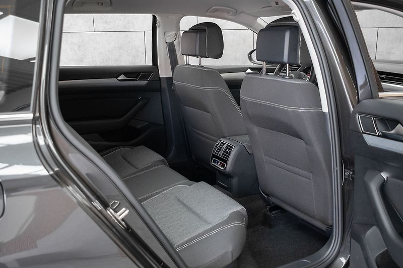 Volkswagen Passat 1.5 TSI DSG*BUSINESS*DPH*ČR 1M - fotka 12 z 40