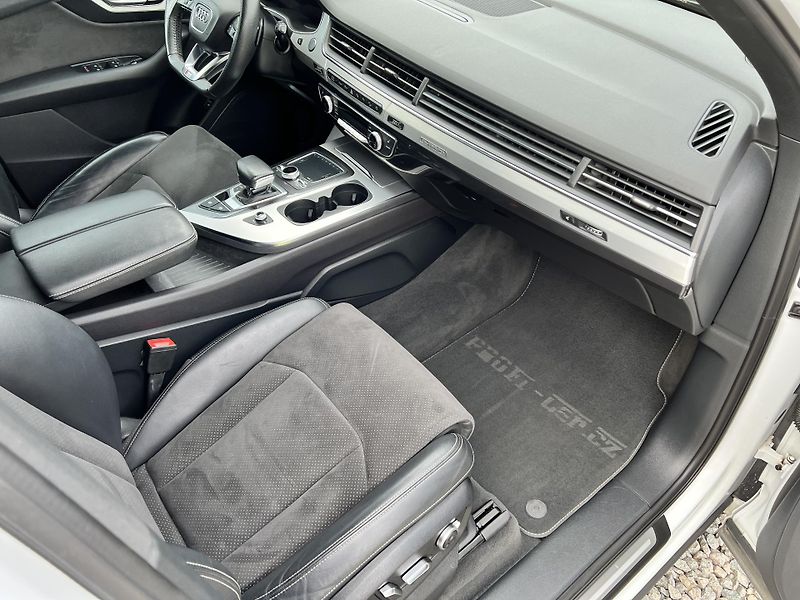 Audi Q7 (2018) 3.0 TDI S-LINE, CZ, DPH,VÝMĚNA - fotka 12 z 22