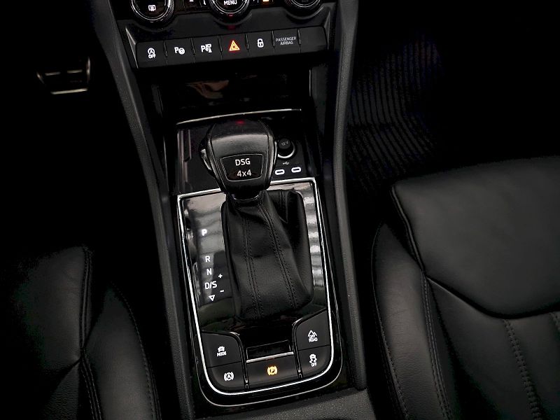 Škoda Kodiaq (2021) 2.0TDI 147kW 4x4 DSG LAURIN A - fotka 24 z 30