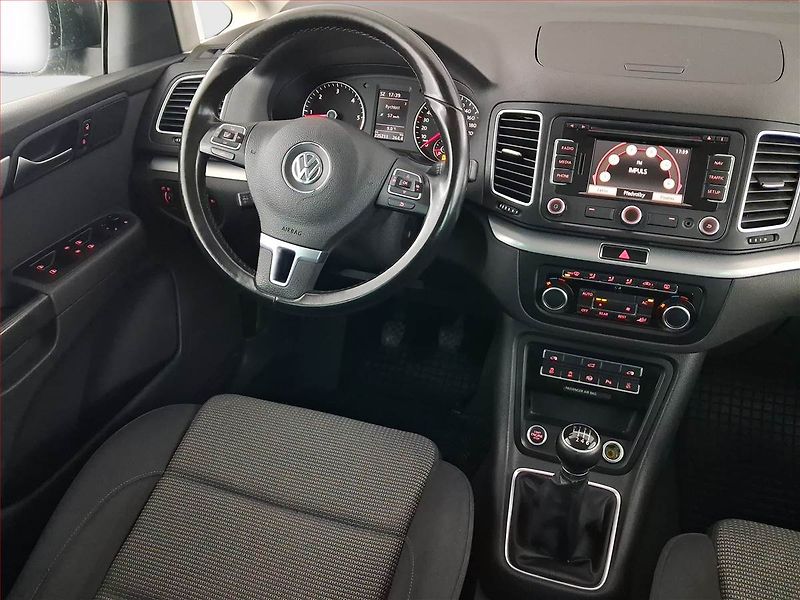 Volkswagen Sharan (2011) 2.0 TDI, Serv.kniha, Navi - fotka 7 z 22