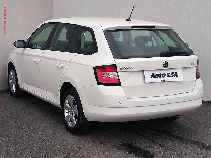 Škoda Fabia (2018) 1.0 TSi, 2.maj,ČR, Style - fotka 6 z 18