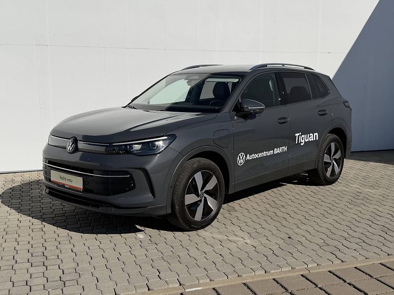 Volkswagen Tiguan (2025) People PHEV 19,7kWh  1,5TSi - fotka 1 z 25