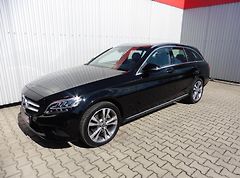 Mercedes-Benz Třídy C 220d 4Matic Avantgarde, Navi, - fotografie inzerátu