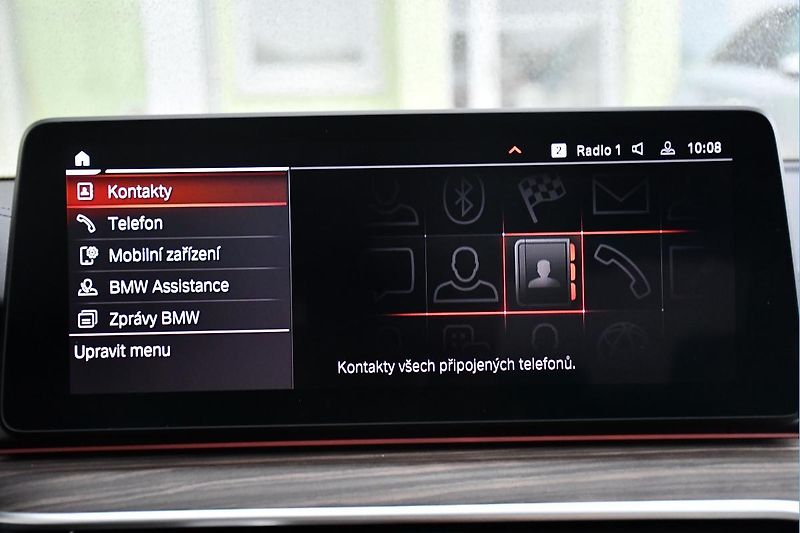 BMW Řada 5 540i xD LUXURY HUD LASER TAŽNÉ - fotka 32 z 46