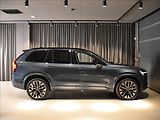 Volvo XC90 (2026) 2,0 T8  Ultra Dark - náhled 2