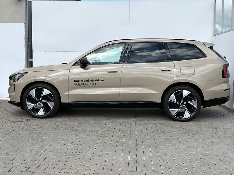Volvo EX90 ULTRA TWIN MOTOR 335kW - fotka 10 z 30
