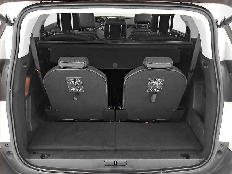 Peugeot 5008 (2019) Access PureTech 130, 7 míst - fotka 14 z 18