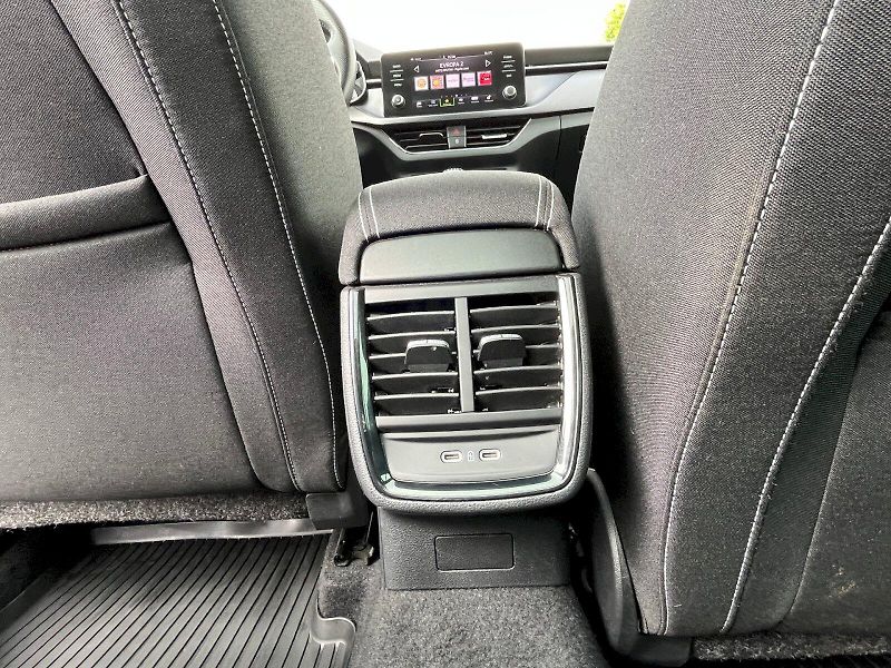Škoda Scala (2023) 1.5 TSI 110kW Monte Carlo - fotka 9 z 29