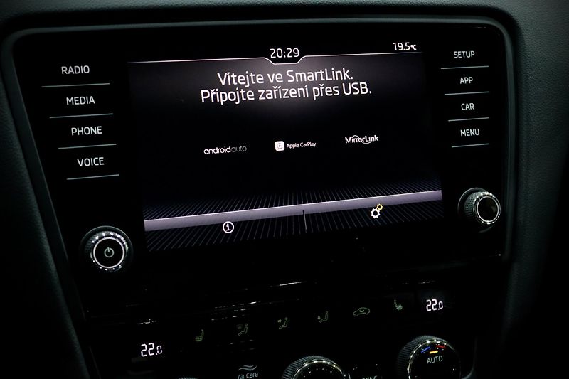 Škoda Octavia 3 FL Combi 1.4 TSI 110 kW DSG - fotka 30 z 31