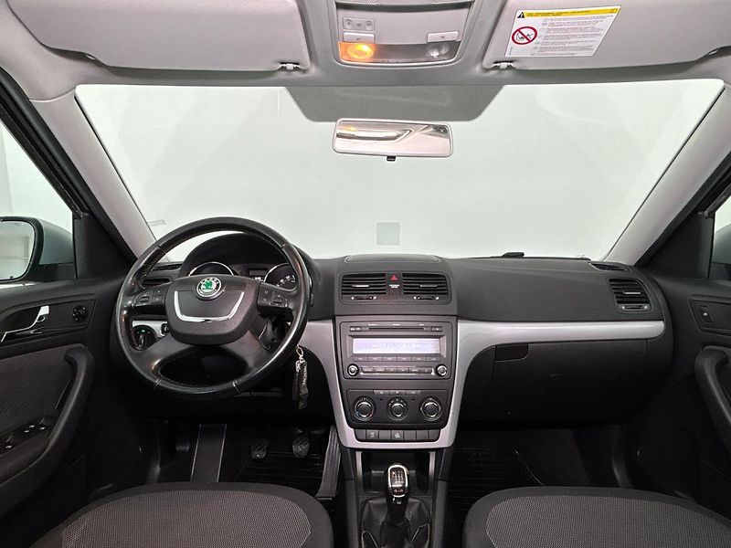 Škoda Yeti Ambition 4x4 - fotka 5 z 25