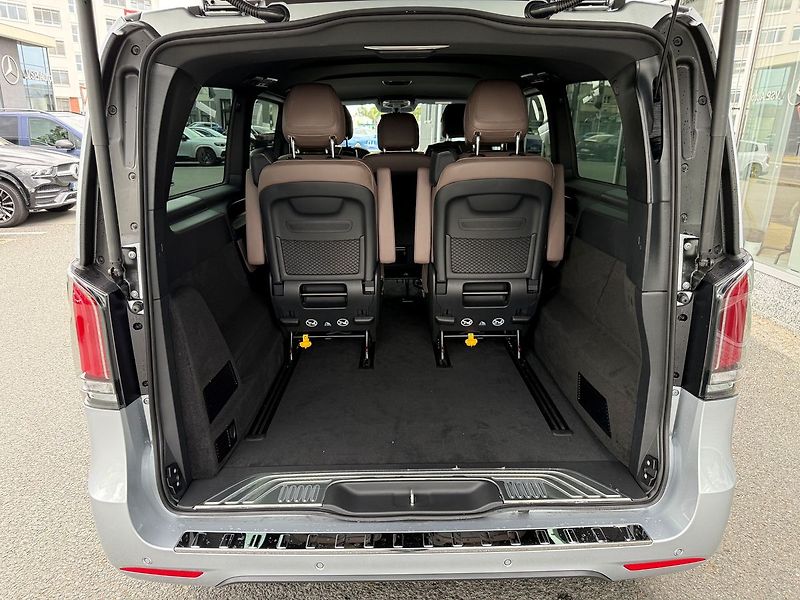 Mercedes-Benz Ostatní (2026) EXCLUSIVE L 4MATIC Sklad - fotka 8 z 12