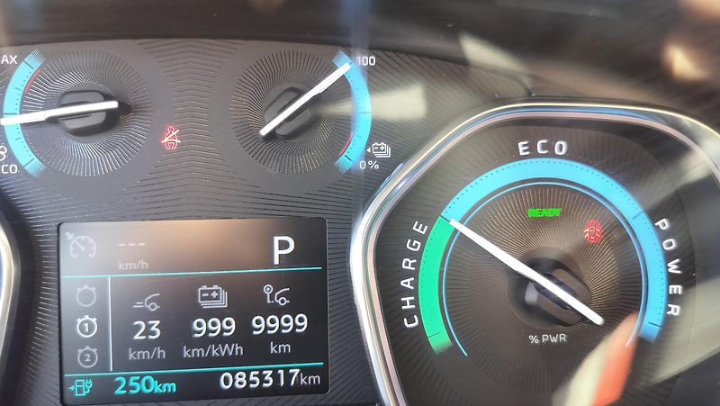 Opel Vivaro e, L2, 75kWh - fotka 13 z 22