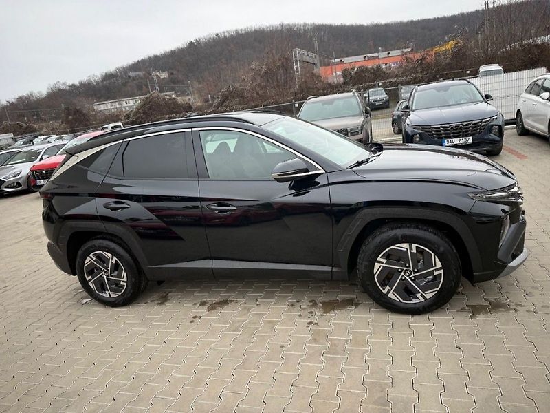 Hyundai Tucson 25 1,6 T-GDI 2WD DCT STYLE - fotka 2 z 8