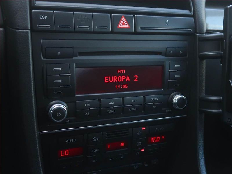 Seat Exeo (2011) 2.0 TDI, Serv.kniha, Tempomat - fotka 12 z 16