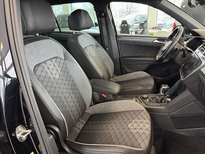 Volkswagen Tiguan (2021) 2,0TSi 4M R-LINE LED NAVI  - fotka 25 z 33