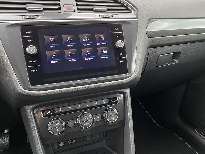 Volkswagen Tiguan Allspace 1.4 TSI COMFORTLINE DSG - fotka 15 z 26