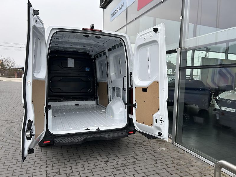 Nissan Interstar Interstar L2H2 2,0(100Kw) 6MT  - fotka 7 z 10
