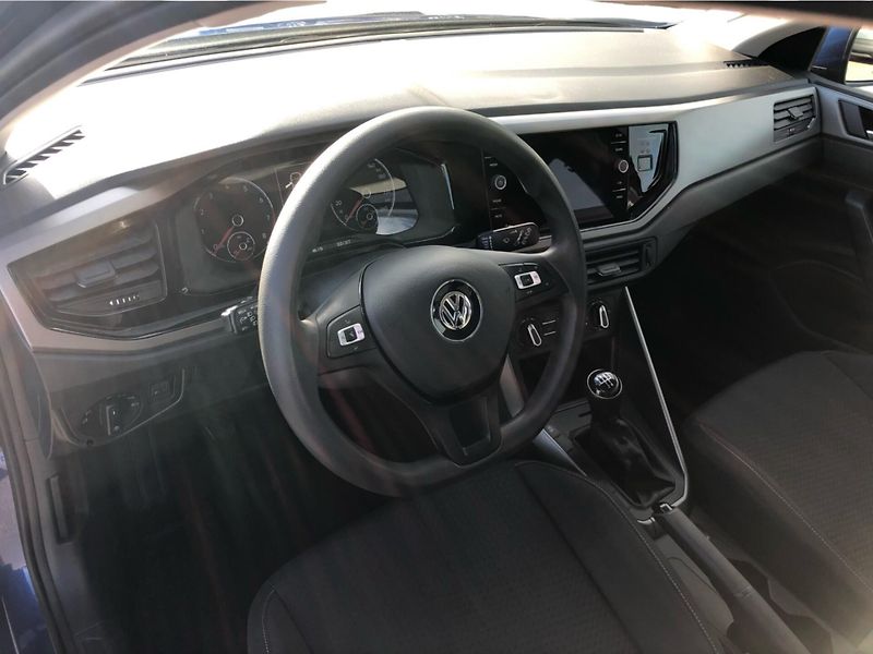 Volkswagen Polo 1,0 MPI - fotka 5 z 27