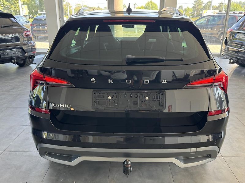 Škoda Kamiq (2020) 1,5TSi DSG NAVI LED TAŽNÉ - fotka 6 z 30