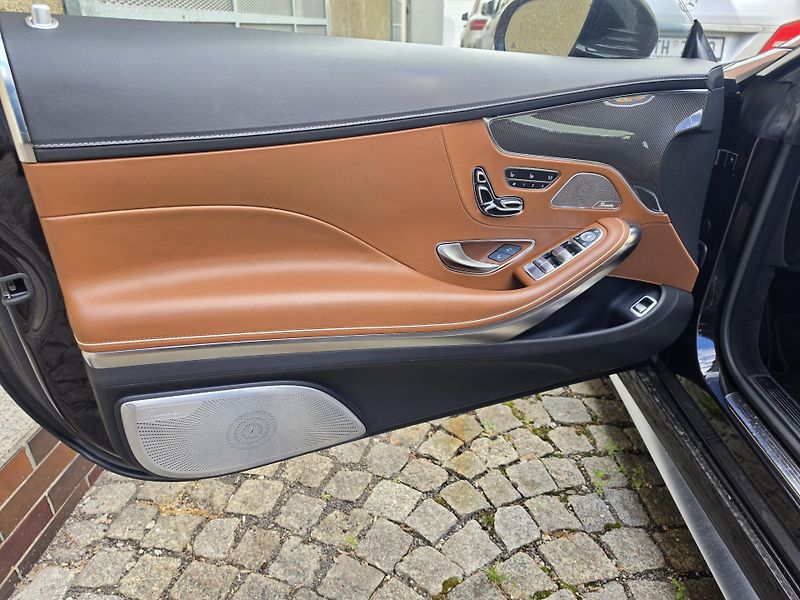 Mercedes-Benz Třídy S S 63 AMG 4-MATIC Burmaster  - fotka 7 z 21