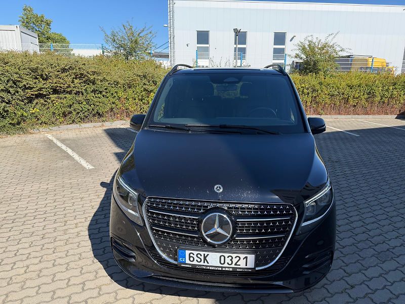 Mercedes-Benz Třídy V (2024) V 300 d XL 4MATIC Avantgarde - fotka 3 z 9
