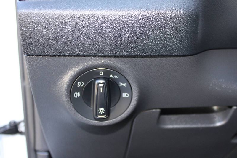 Škoda Karoq (2022) 1.5 TSI 110 kW LED manuál - fotka 9 z 35